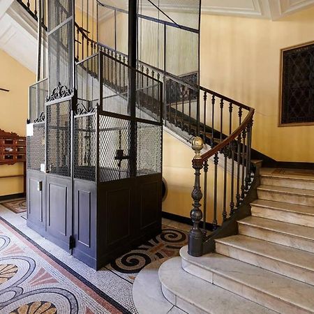 A Tre Passi Da Tutto Apartment Turin Bagian luar foto