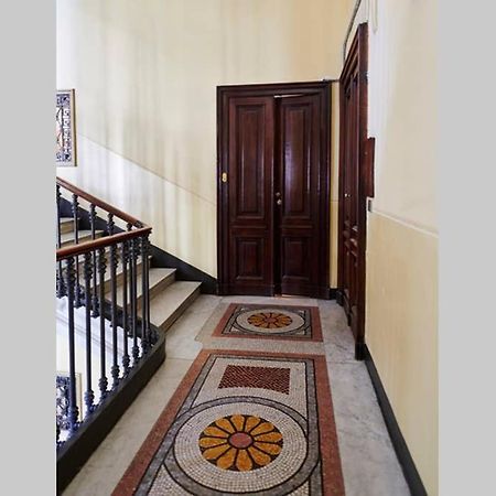 A Tre Passi Da Tutto Apartment Turin Bagian luar foto